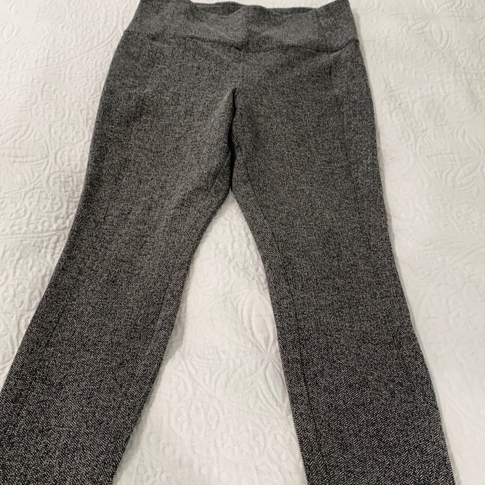 Athleta Leggings Herringbone Pattern - image 1